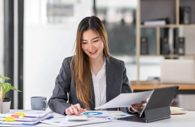 Why Are Businesses Jumping into the Outsourced Accounting Trend?