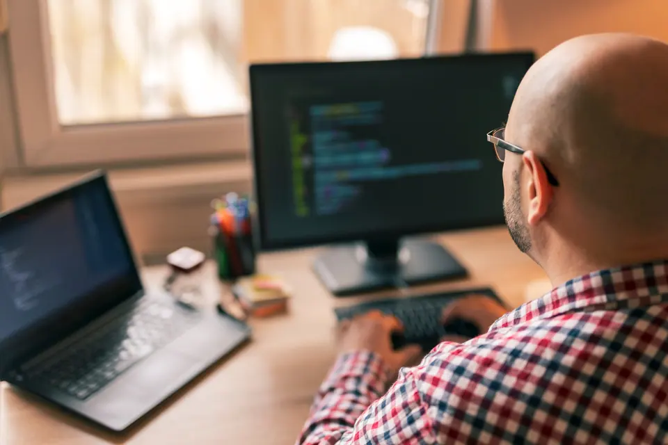 Why Tech Outsourcing is a Great Idea for Start-ups?
